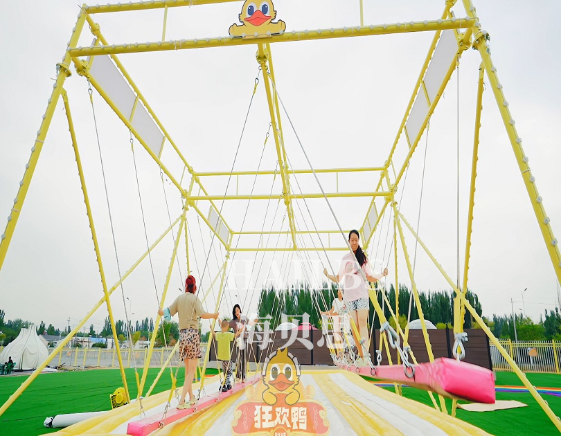 內(nèi)蒙古烏?？駳g鴨親子樂園