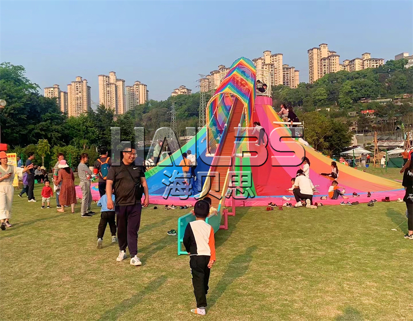 重慶鮮花港公園無動(dòng)力樂園經(jīng)營現(xiàn)場