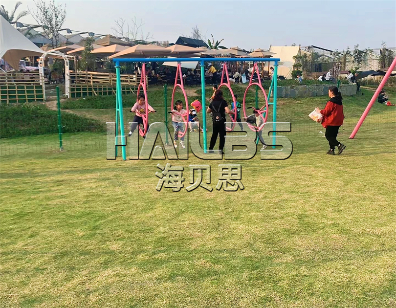 重慶鮮花港公園無動(dòng)力樂園經(jīng)營現(xiàn)場